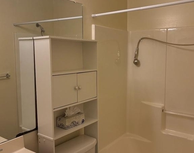 9436 Scarlet Oak Drive - Photo Thumbnail 10