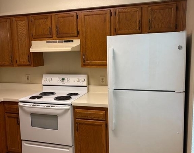 9436 Scarlet Oak Drive - Photo Thumbnail 2