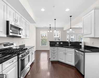 25222 Briargate Terrace - Photo Thumbnail 11
