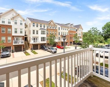 25222 Briargate Terrace - Photo Thumbnail 33