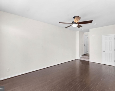 25222 Briargate Terrace - Photo Thumbnail 5