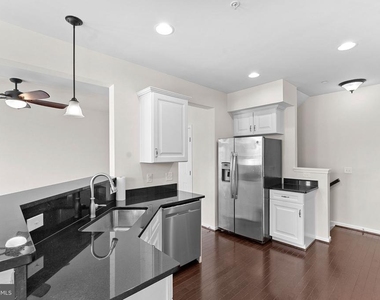 25222 Briargate Terrace - Photo Thumbnail 7