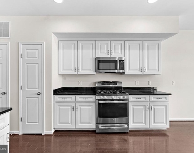 25222 Briargate Terrace - Photo Thumbnail 13