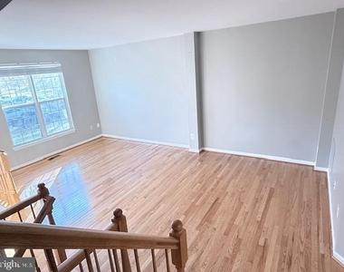 43046 Francis Square - Photo Thumbnail 13