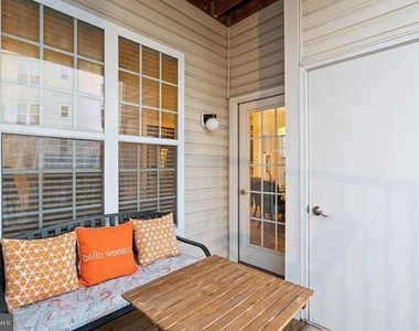 21191 Mcfadden Square - Photo Thumbnail 17