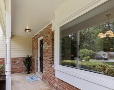 1606 Mary Ellen Court - Photo Thumbnail 3