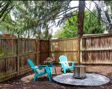 1606 Mary Ellen Court - Photo Thumbnail 38