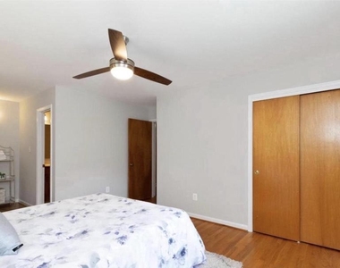 1606 Mary Ellen Court - Photo Thumbnail 25