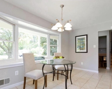 1606 Mary Ellen Court - Photo Thumbnail 16