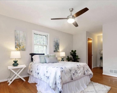 1606 Mary Ellen Court - Photo Thumbnail 24