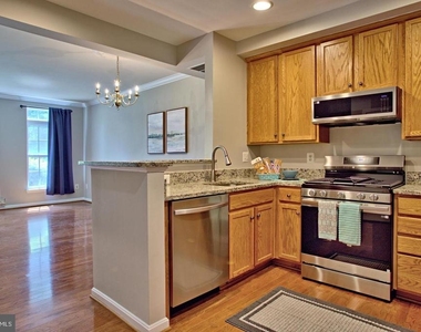 4633 Battenburg Lane - Photo Thumbnail 12