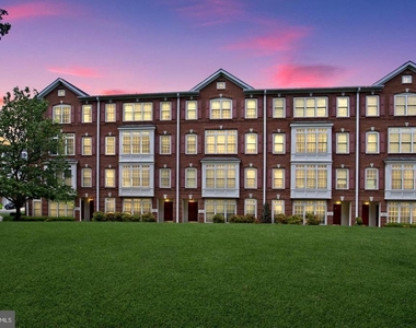 4633 Battenburg Lane - Photo Thumbnail 3
