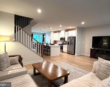 14558 George Carter Way - Photo Thumbnail 2