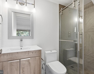 11216 S Shore Road - Photo Thumbnail 28