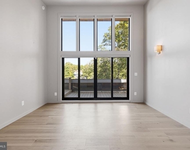 11216 S Shore Road - Photo Thumbnail 13