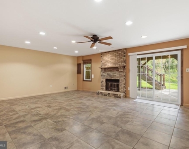 4535 Sawgrass Court - Photo Thumbnail 18