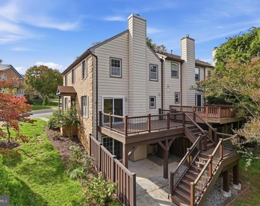 4535 Sawgrass Court - Photo Thumbnail 22