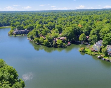 11322 Dockside Circle - Photo Thumbnail 49