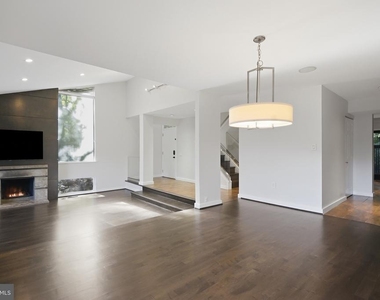 11322 Dockside Circle - Photo Thumbnail 18