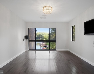 11322 Dockside Circle - Photo Thumbnail 22