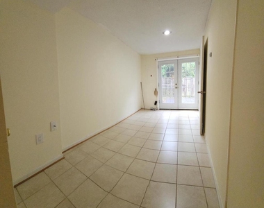 14427 Four Chimney Drive - Photo Thumbnail 7