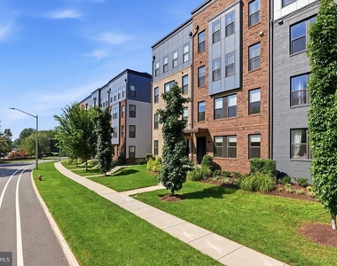4128 Legato Road - Photo Thumbnail 38