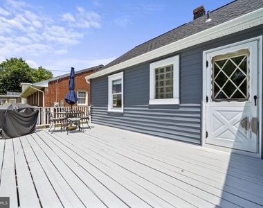 126 Ridgeway Street - Photo Thumbnail 16