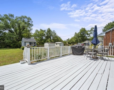 126 Ridgeway Street - Photo Thumbnail 14
