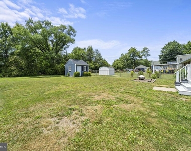 126 Ridgeway Street - Photo Thumbnail 18