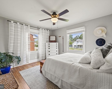 126 Ridgeway Street - Photo Thumbnail 9