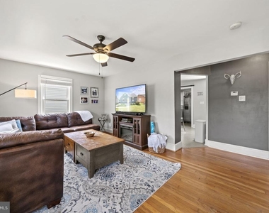 126 Ridgeway Street - Photo Thumbnail 4
