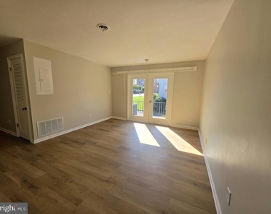 125 E Williams Street - Photo Thumbnail 6