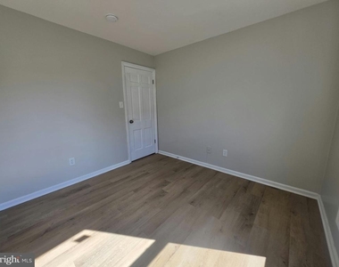 125 E Williams Street - Photo Thumbnail 13