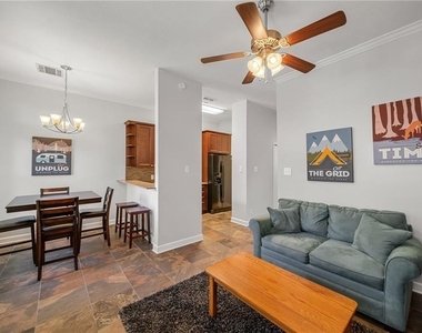2802 Nueces St - Photo Thumbnail 1