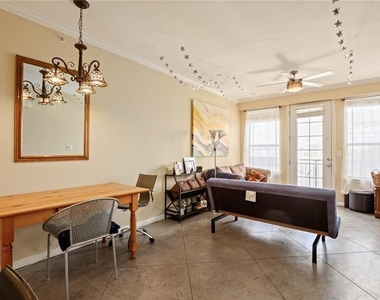 2505 San Gabriel St - Photo Thumbnail 4
