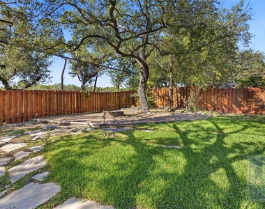 501 Rolling Green Dr - Photo Thumbnail 36
