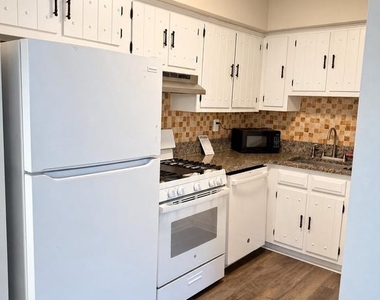 21 Thomas Road - Photo Thumbnail 1