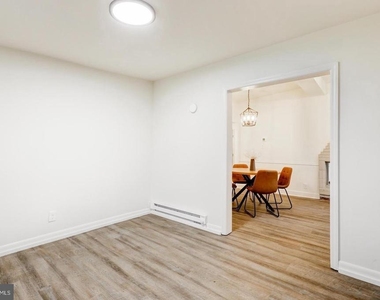 904 S Chester Road - Photo Thumbnail 17