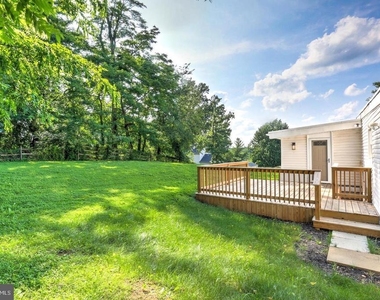 904 S Chester Road - Photo Thumbnail 40