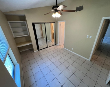 106 E 30th St - Photo Thumbnail 5