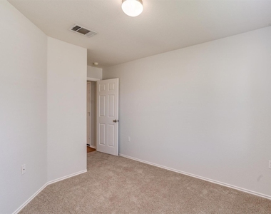 1405 Anise Dr - Photo Thumbnail 9