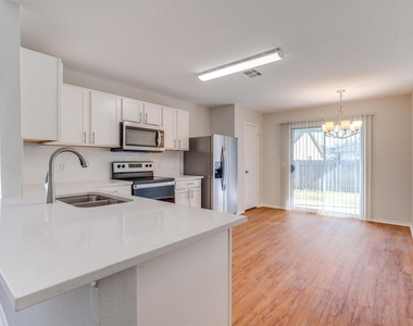 1405 Anise Dr - Photo Thumbnail 3