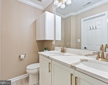 16421 River View Circle - Photo Thumbnail 32