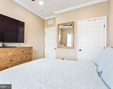 16421 River View Circle - Photo Thumbnail 25