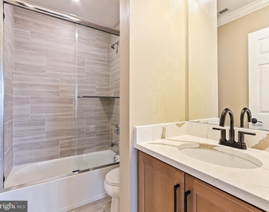 16421 River View Circle - Photo Thumbnail 26