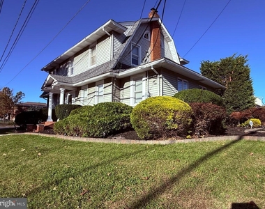 2662 Nottingham Way - Photo Thumbnail 5