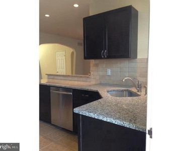 95 Linden Avenue - Photo Thumbnail 5