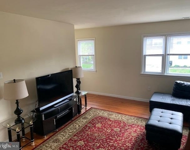 95 Linden Avenue - Photo Thumbnail 11