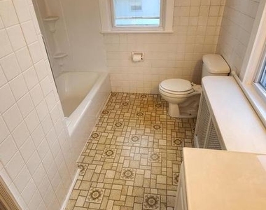 306 Victoria Street - Photo Thumbnail 17