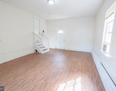 211 Laurel Avenue - Photo Thumbnail 13